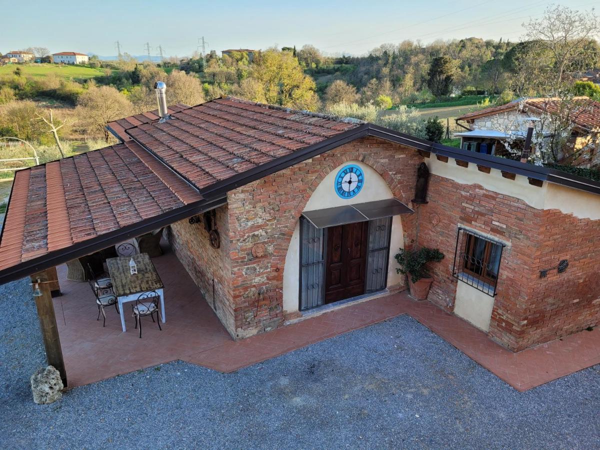 ルチニャーノ Il Casale Di Luculloヴィラ エクステリア 写真