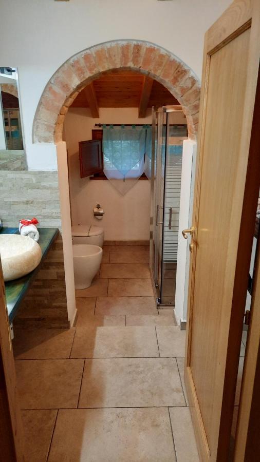 ルチニャーノ Il Casale Di Luculloヴィラ エクステリア 写真