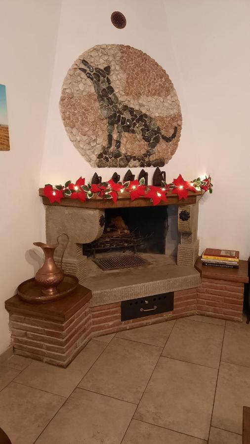 ルチニャーノ Il Casale Di Luculloヴィラ エクステリア 写真